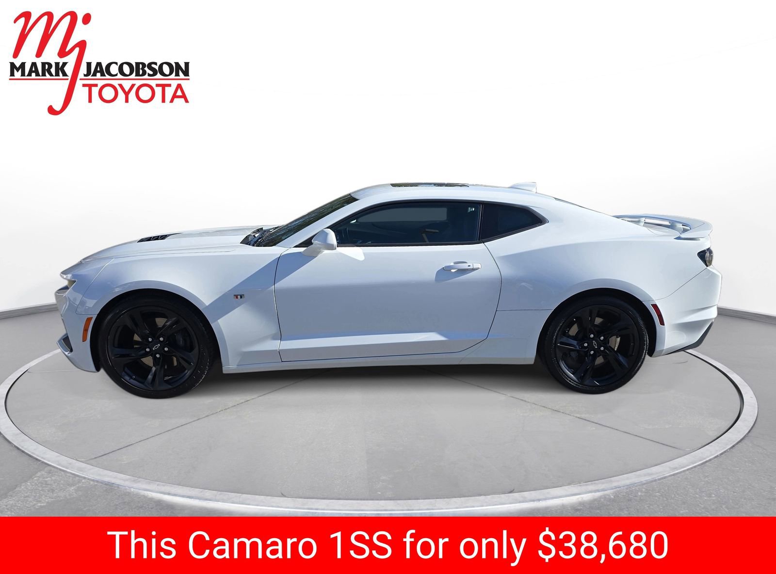 Used 2021 Chevrolet Camaro SS image 15