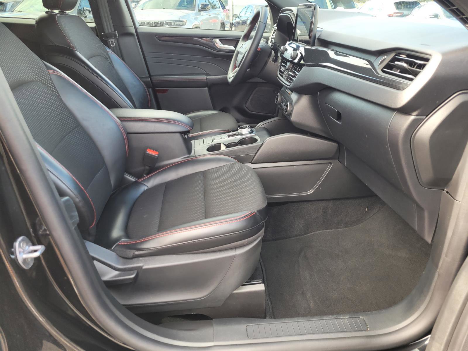 Used 2025 Ford Escape ST-Line AWD/4WD image 20