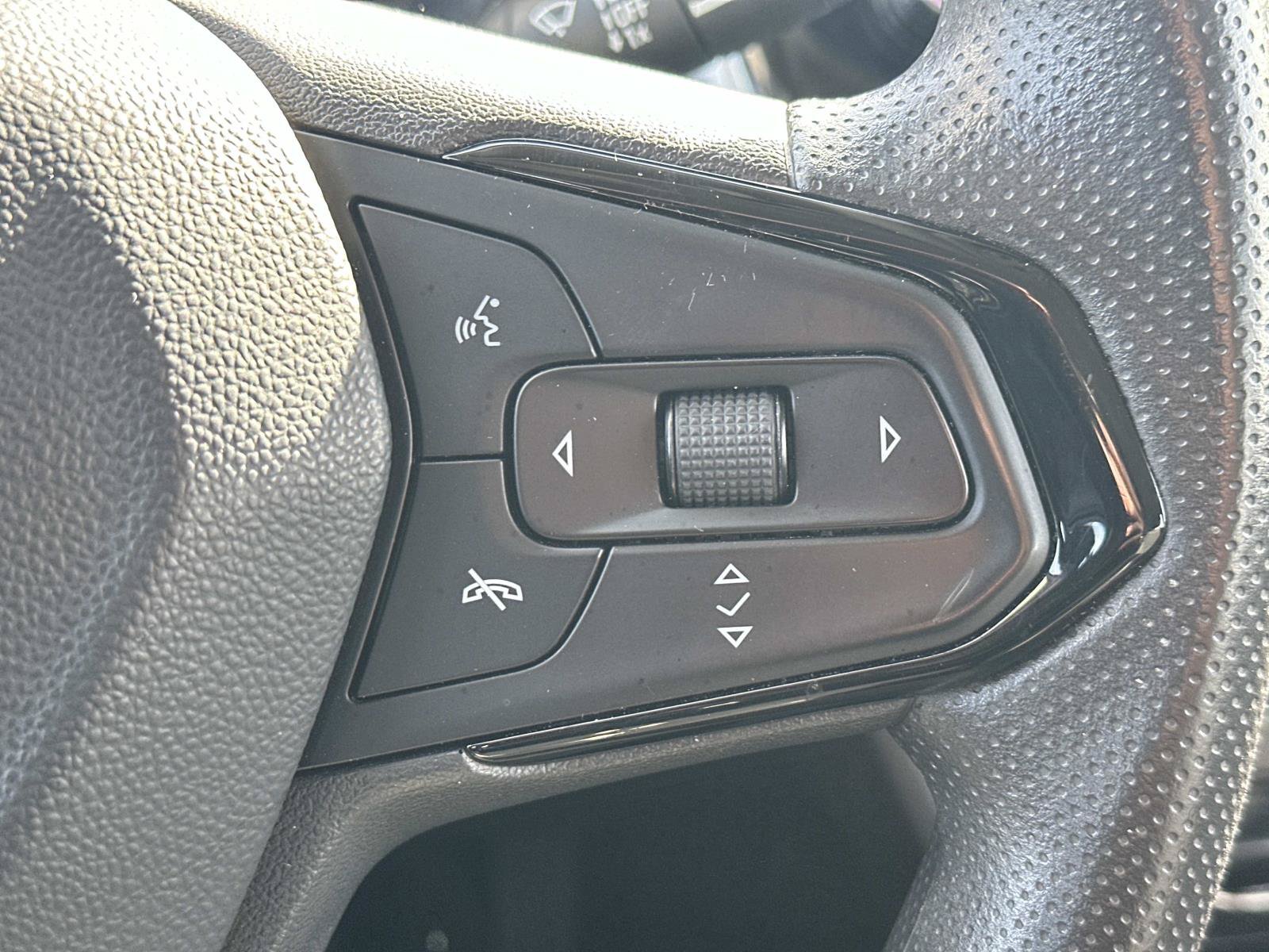 Certified 2023 Chevrolet Bolt EUV LT w/ Driver Confidence Package FWD image 22
