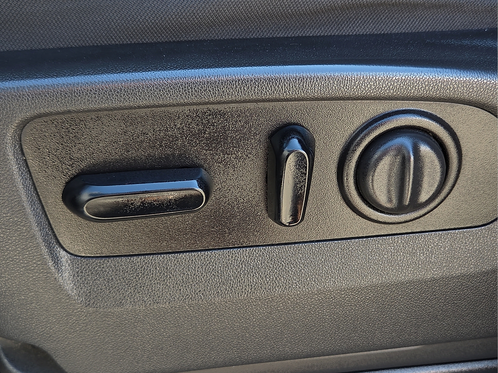 Used 2021 GMC Sierra 1500 SLE RWD image 19