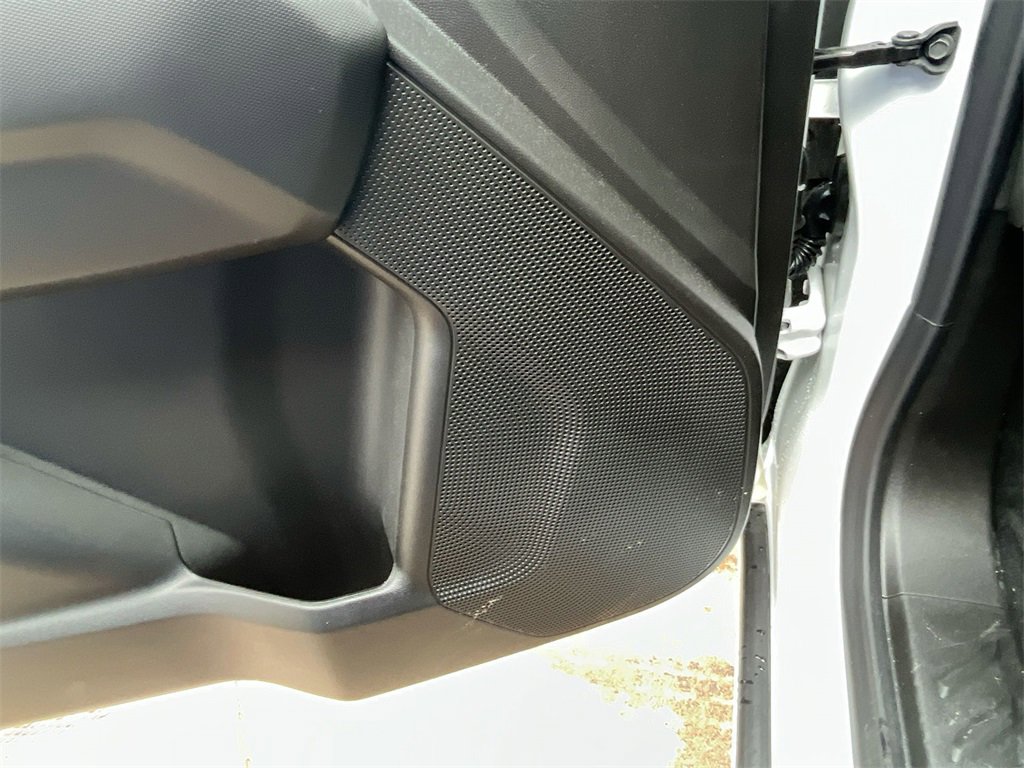 New 2026 GMC Canyon Elevation w/ Convenience Package image 16