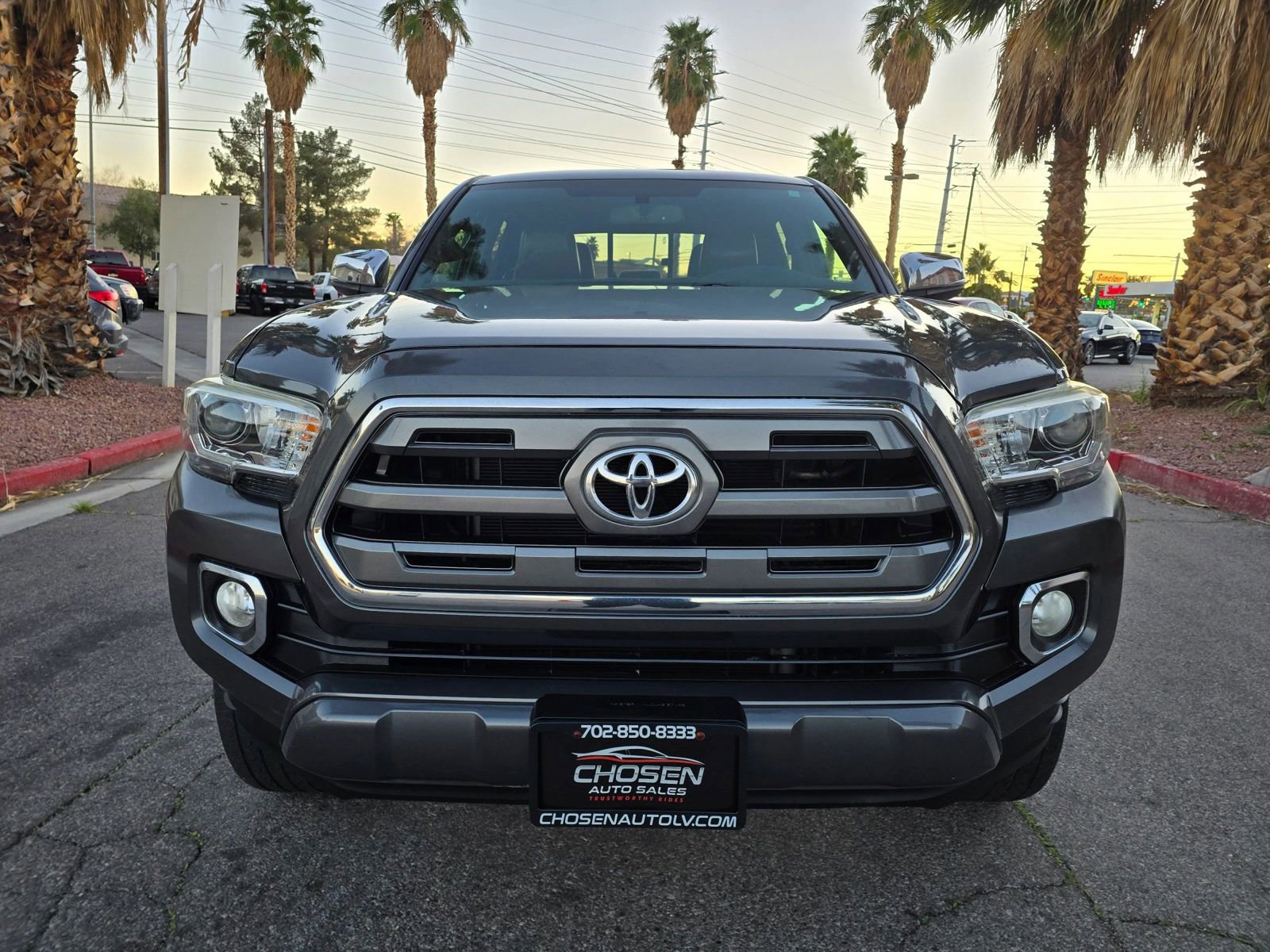 Used 2016 Toyota Tacoma Limited w/ Towing Package RWD image 2