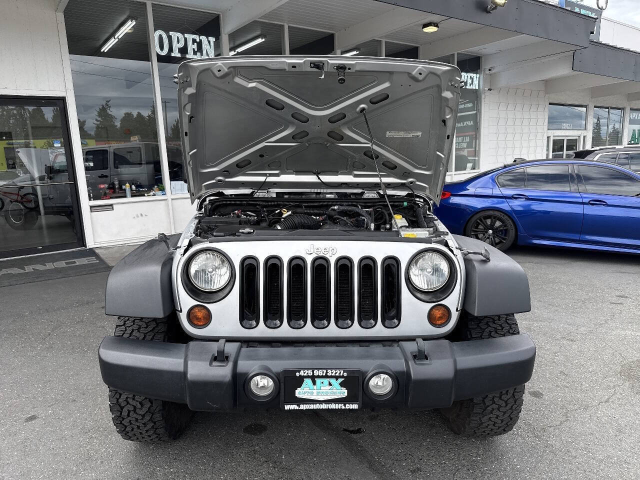 Used 2011 Jeep Wrangler Unlimited Sport AWD/4WD image 13