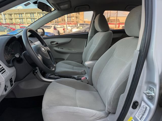 Used 2013 Toyota Corolla L image 21