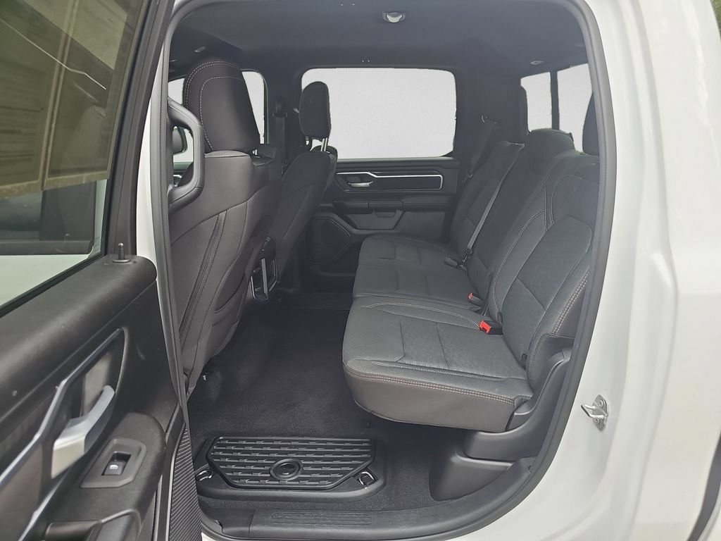 Used 2025 RAM 1500 Big Horn RWD image 28