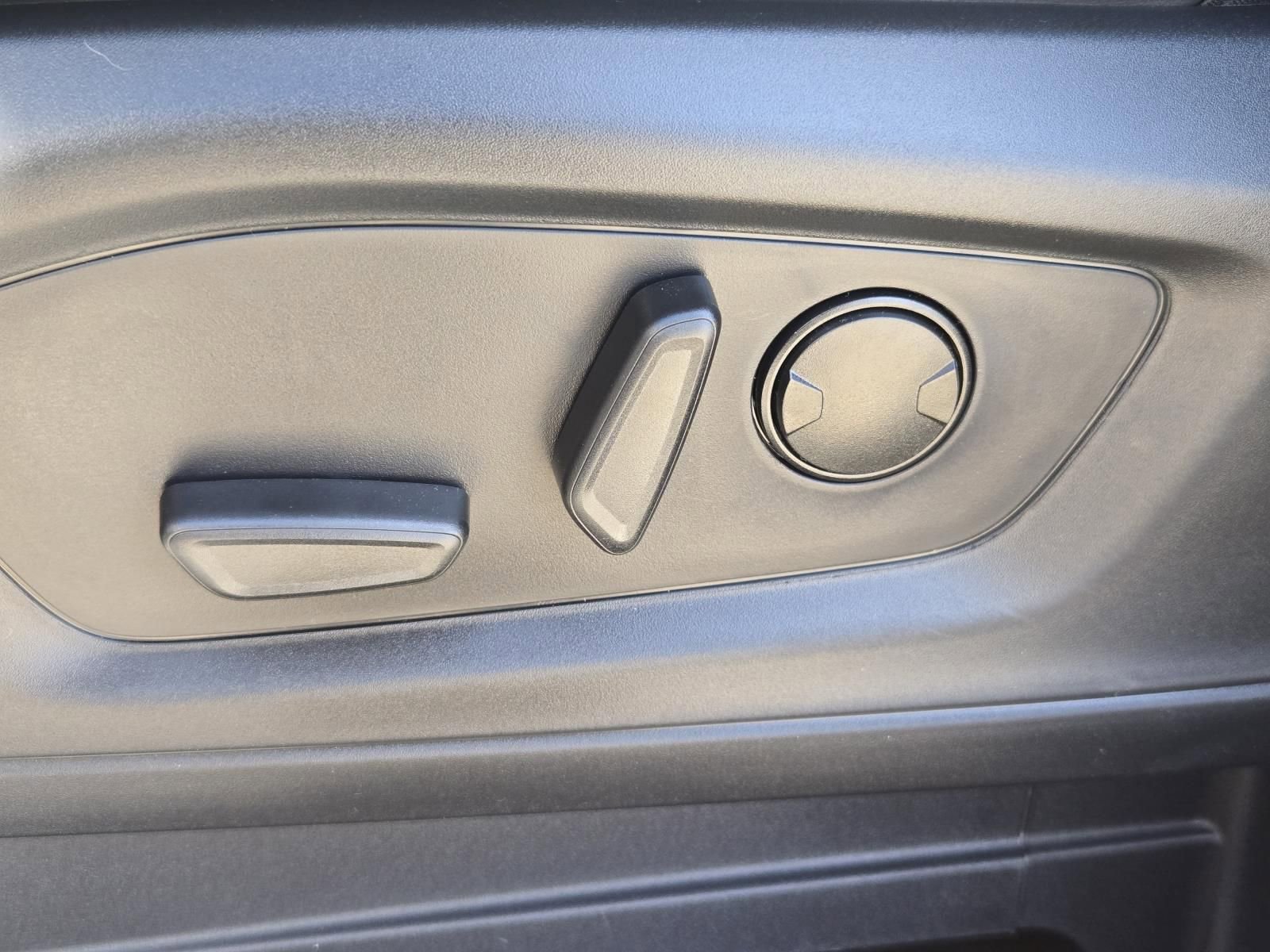 New 2026 Ford Explorer ST-Line w/ ST-Line Street Pack image 26