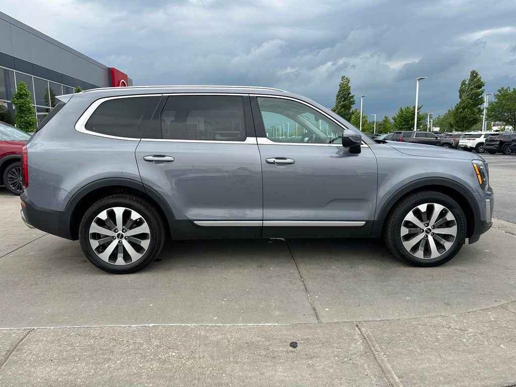 Used 2022 Kia Telluride S AWD/4WD image 7