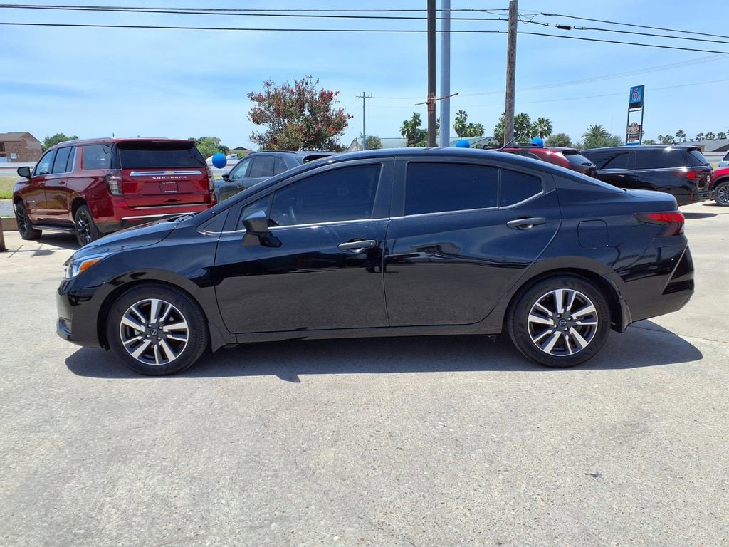 Used 2024 Nissan Versa S w/ S Plus Package FWD image 5