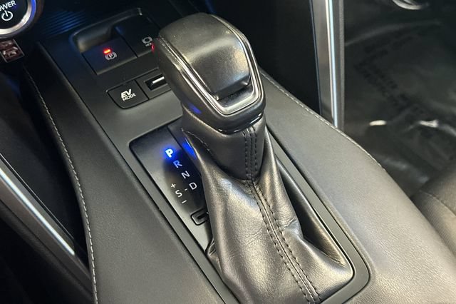 Used 2023 Toyota Venza LE AWD/4WD image 26
