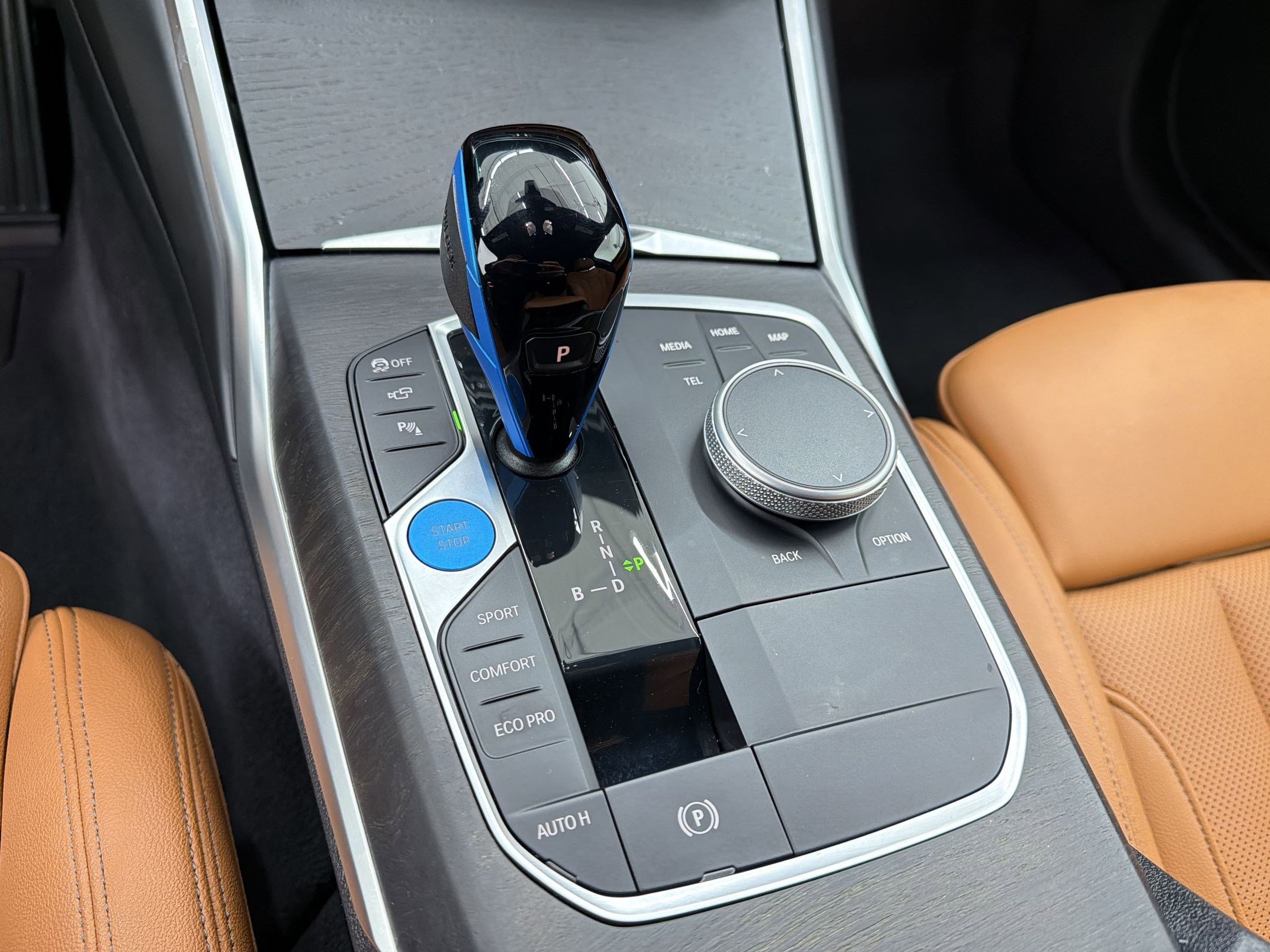 Certified 2023 BMW i4 eDrive35 w/ Premium Package image 16