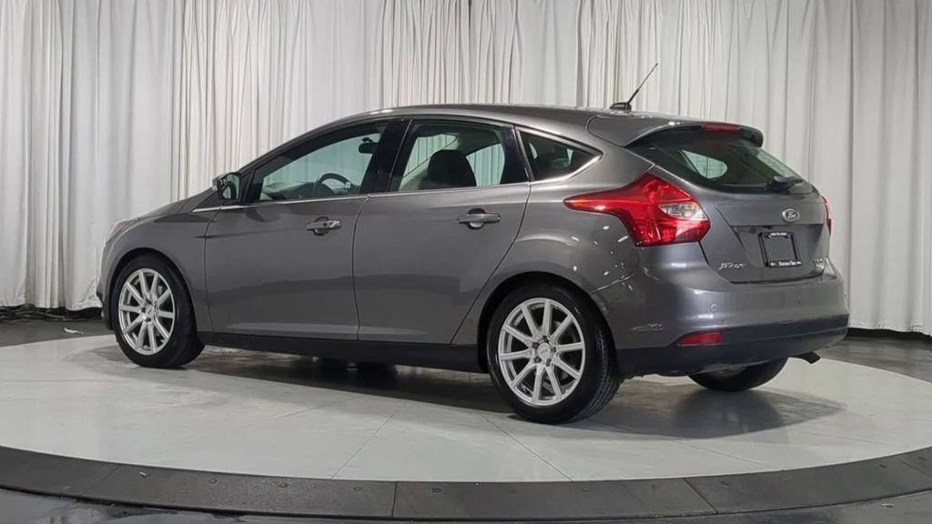 Used 2014 Ford Focus Titanium FWD image 8