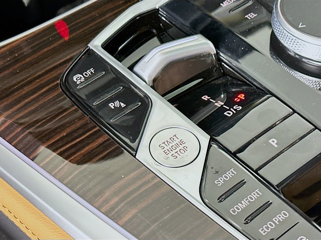 New 2026 BMW X5 xDrive40i w/ Climate Comfort Package image 19