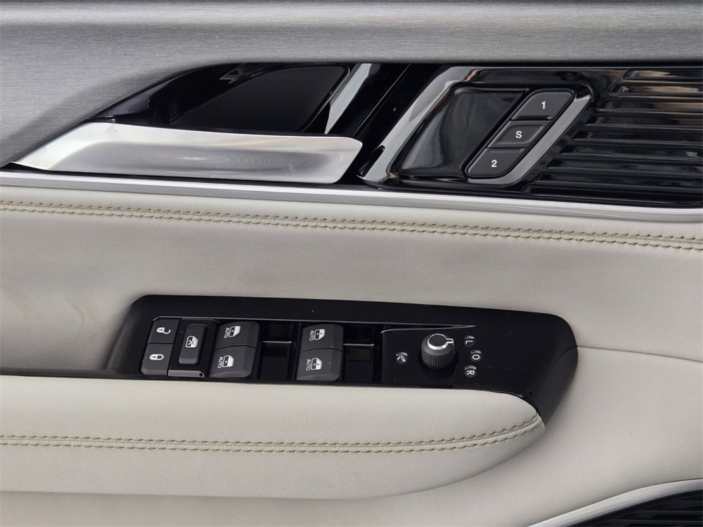 New 2025 Jeep Wagoneer L Series II image 29