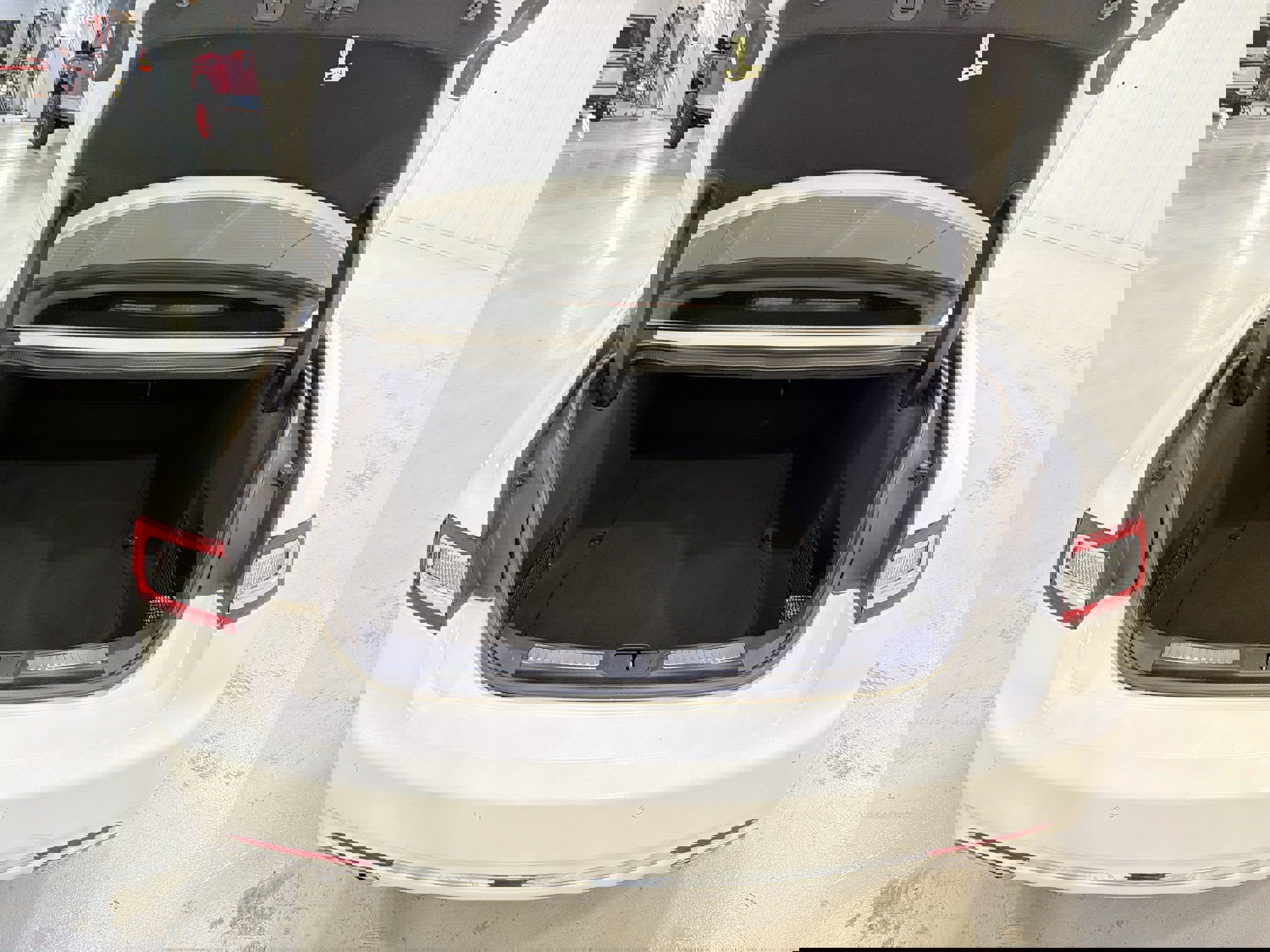 Used 2020 Lincoln Continental w/ Premium Package image 28