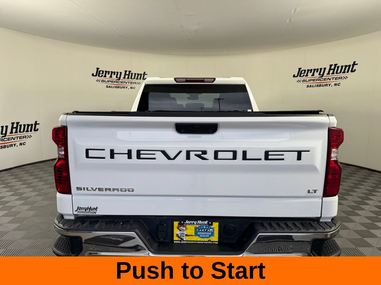 Used 2023 Chevrolet Silverado 1500 LT w/ Protection Package AWD/4WD image 8