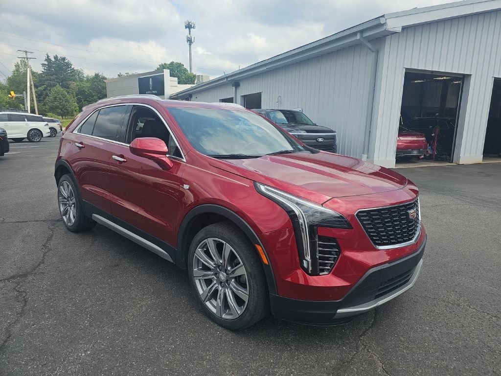 Used 2019 Cadillac XT4 Premium Luxury AWD/4WD image 4
