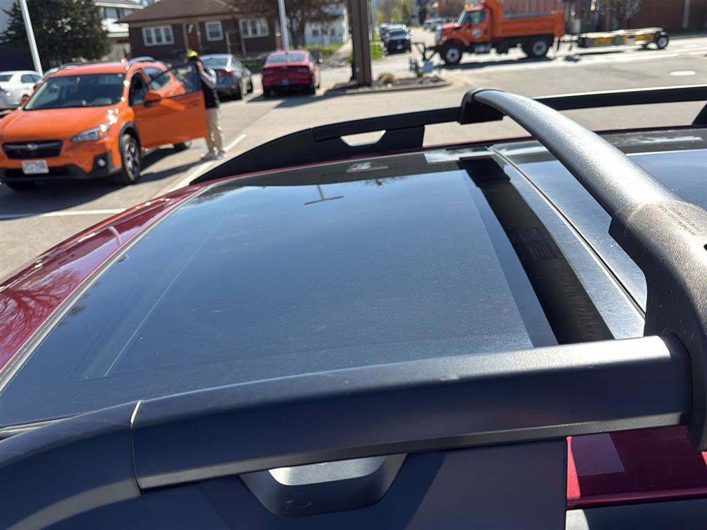 Used 2023 Subaru Ascent Limited w/ Technology Package AWD/4WD image 7