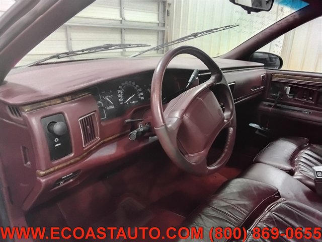 Used 1995 Buick Roadmaster Sedan RWD image 11