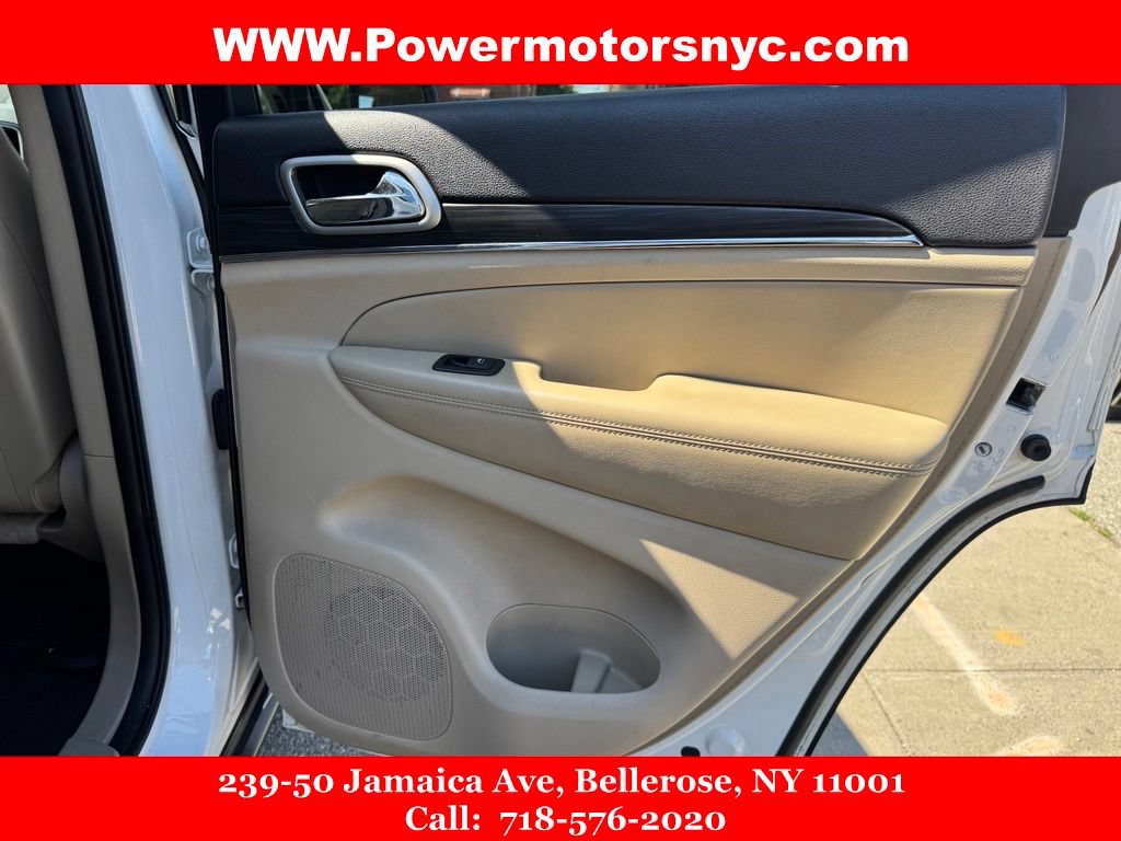 Used 2019 Jeep Grand Cherokee Limited AWD/4WD image 30