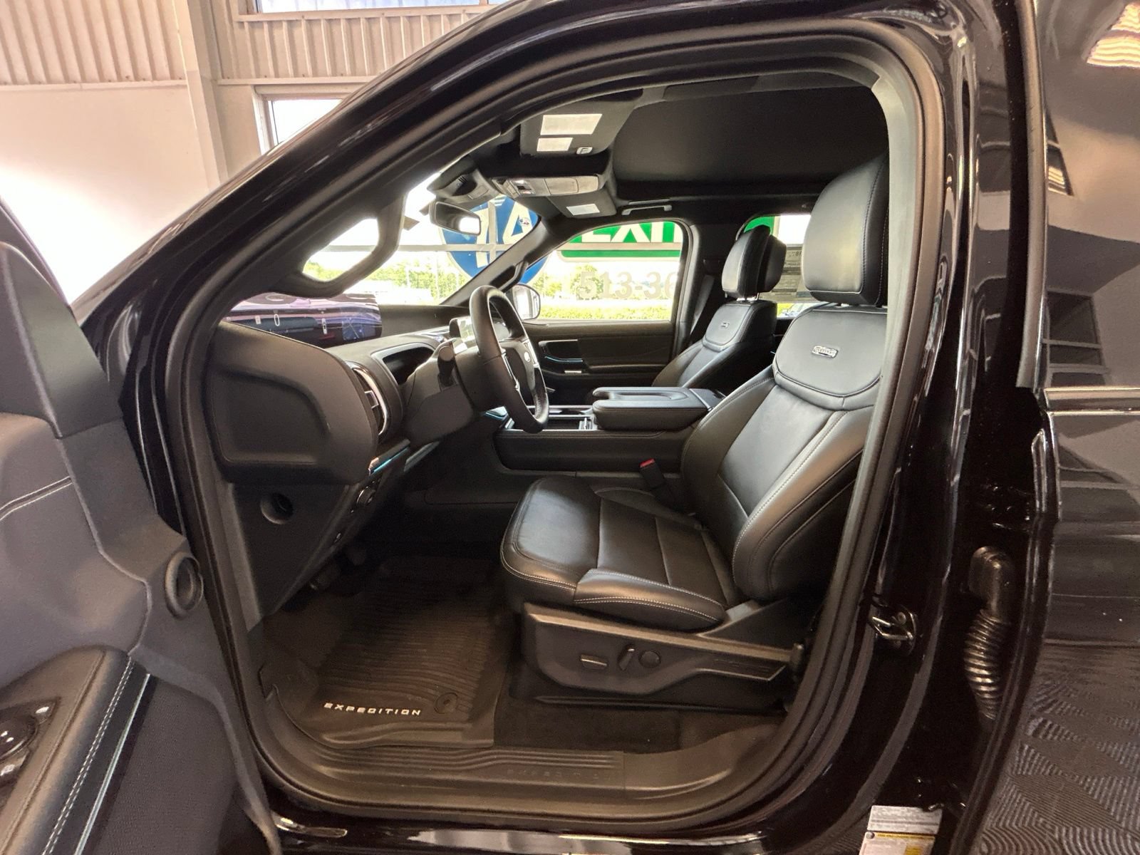 New 2027 Ford Expedition Max Platinum w/ Stealth Appearance Package AWD/4WD image 22