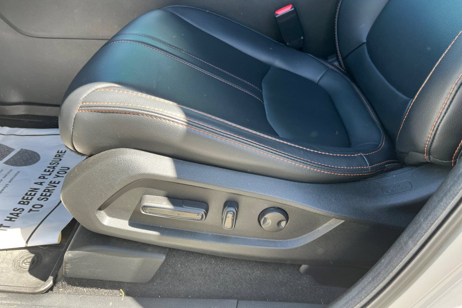 Used 2025 Honda Pilot TrailSport image 19