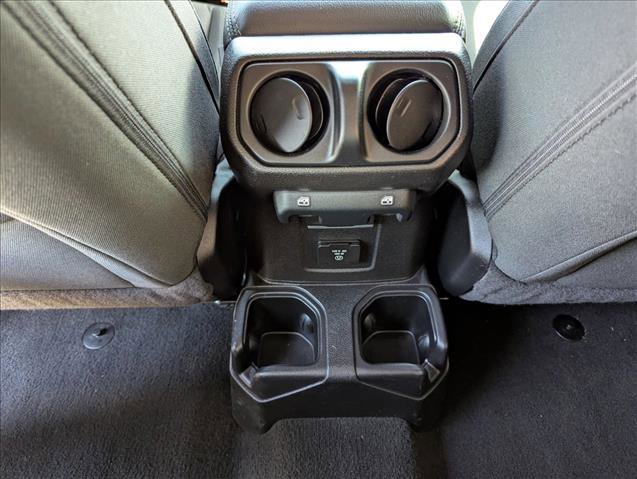 Used 2018 Jeep Wrangler Unlimited Sahara w/ Cold Weather Group image 16