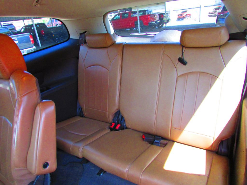 Used 2013 Buick Enclave Premium w/ Trailering Provision Package image 17