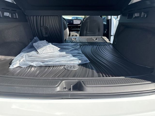 New 2026 Buick Envision Sport Touring image 18