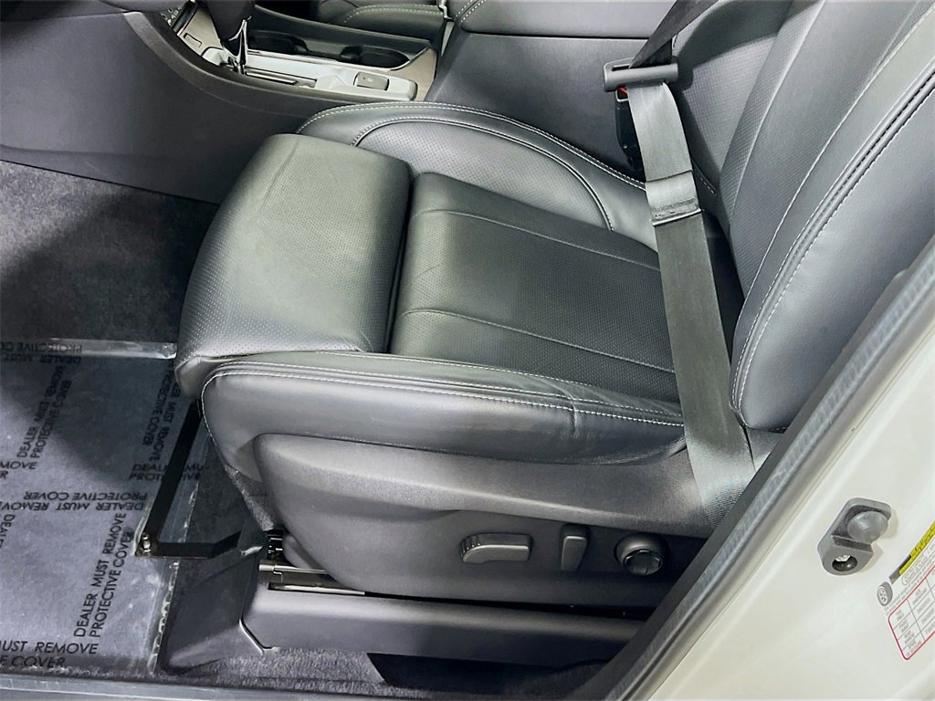 Used 2024 Subaru Ascent Touring image 27