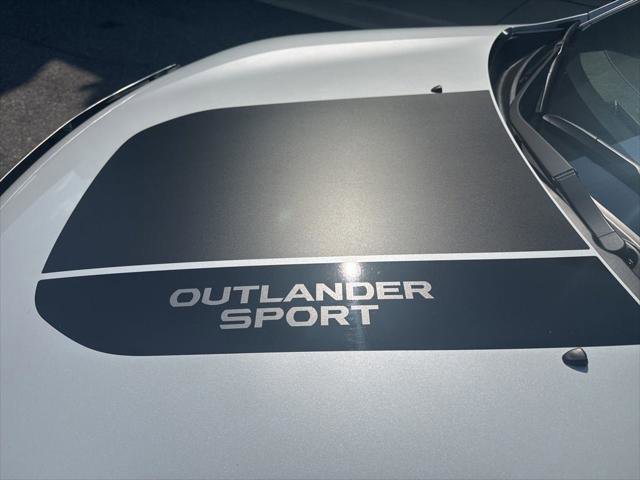 New 2025 Mitsubishi Outlander Sport LE image 9