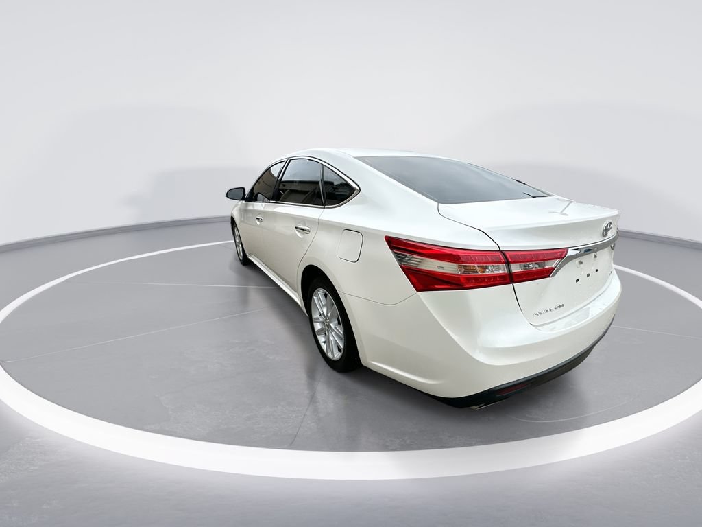 Used 2014 Toyota Avalon XLE FWD image 6