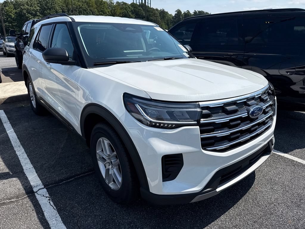 Used 2026 Ford Explorer Active RWD image 17