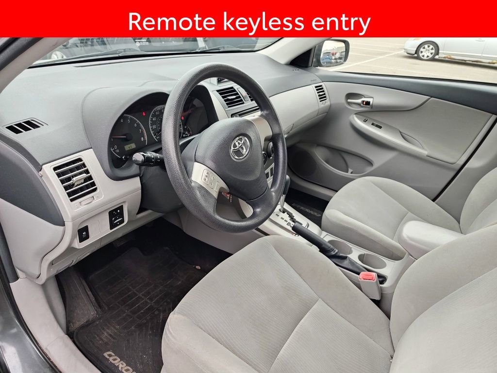 Used 2013 Toyota Corolla LE w/ Premium Pkg image 7