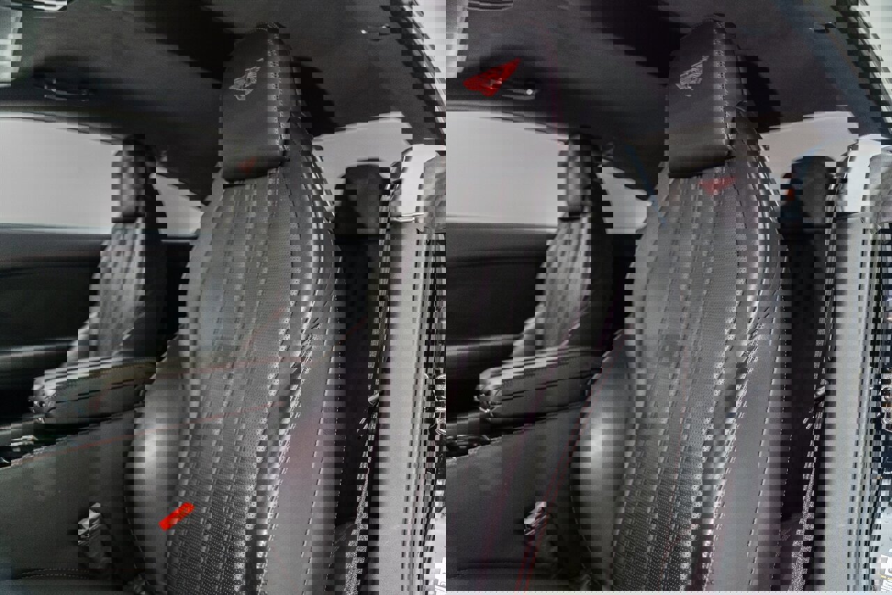 Used 2015 Bentley Continental GT image 33