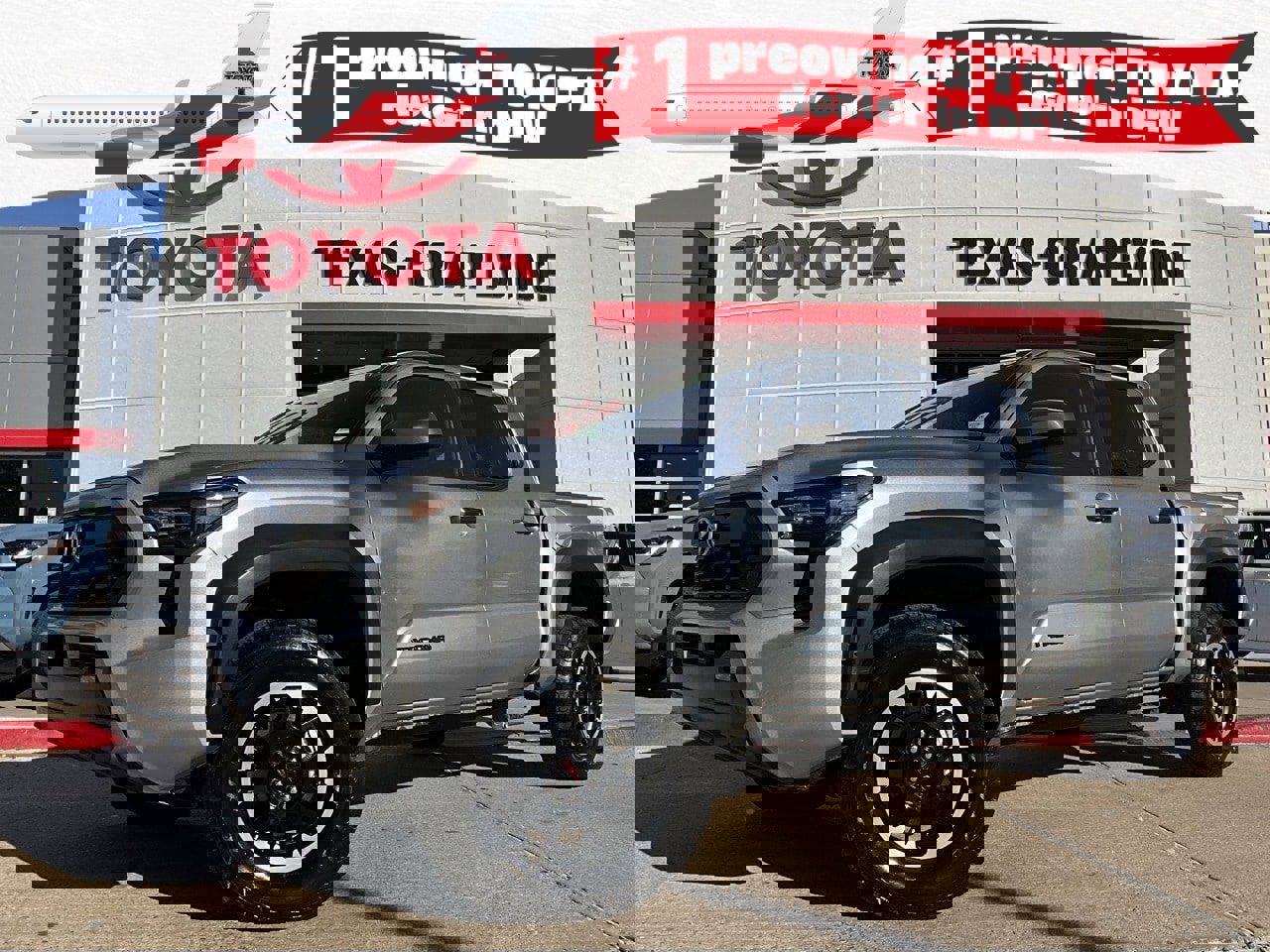 Used 2025 Toyota Tacoma TRD Off-Road image 1