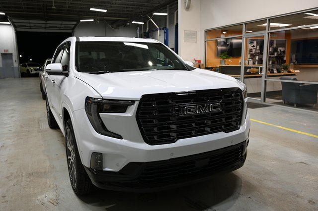 New 2026 GMC Acadia Denali Ultimate w/ LPO, Floor Liner Package image 3