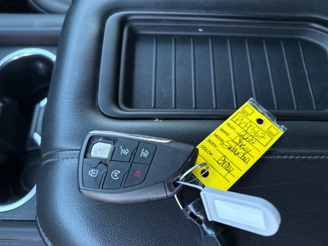 Used 2024 Chevrolet Suburban Z71 w/ Luxury Package image 27