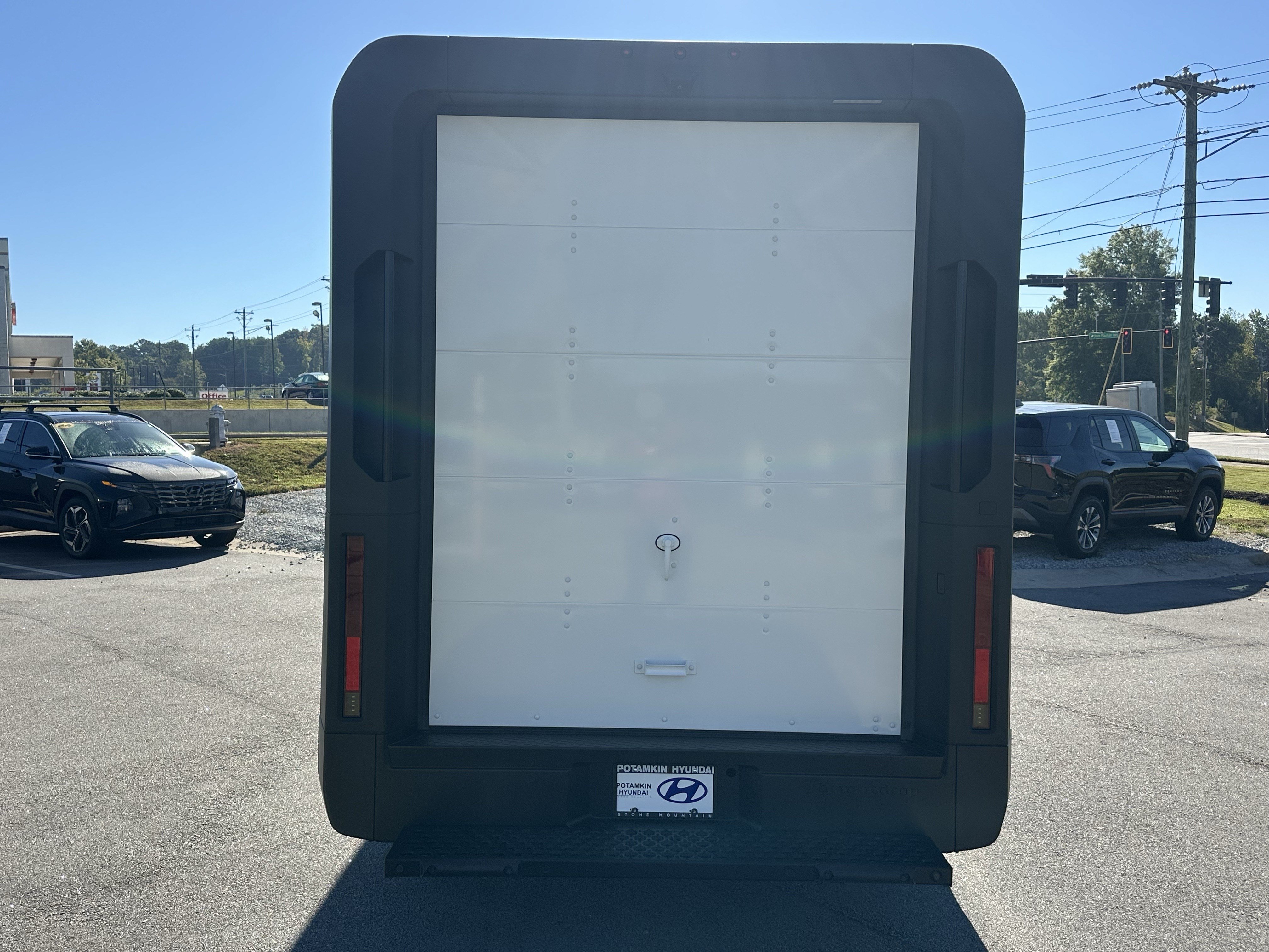 Used 2025 Chevrolet Brightdrop 600 AWD/4WD image 6
