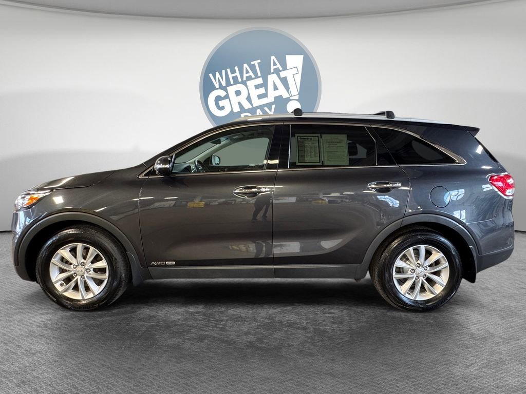 Used 2016 Kia Sorento LX w/ LX Convenience Package image 7