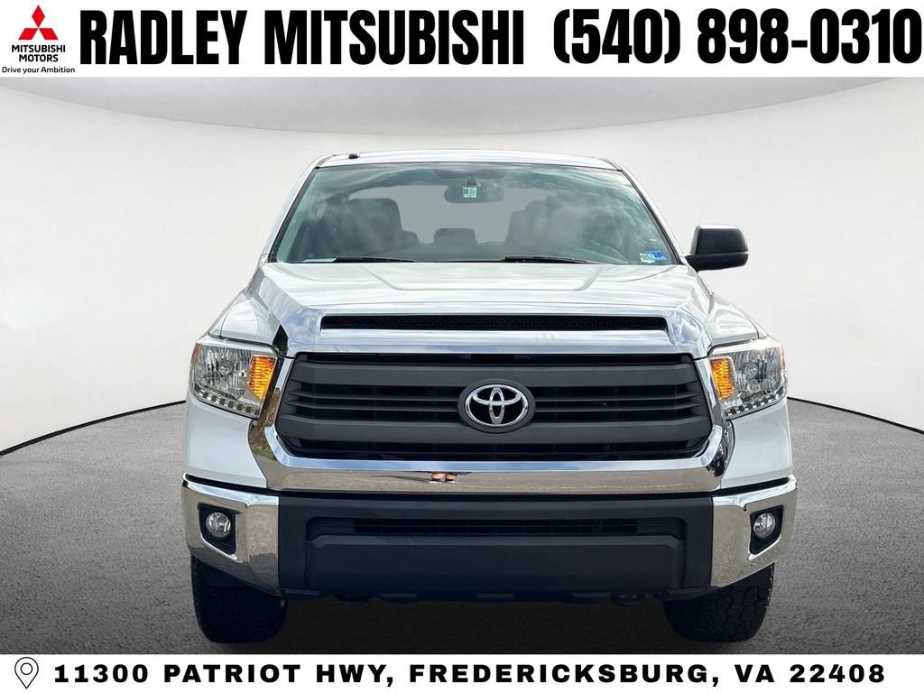 Used 2014 Toyota Tundra SR5 w/ SR5 Upgrade Package AWD/4WD image 23