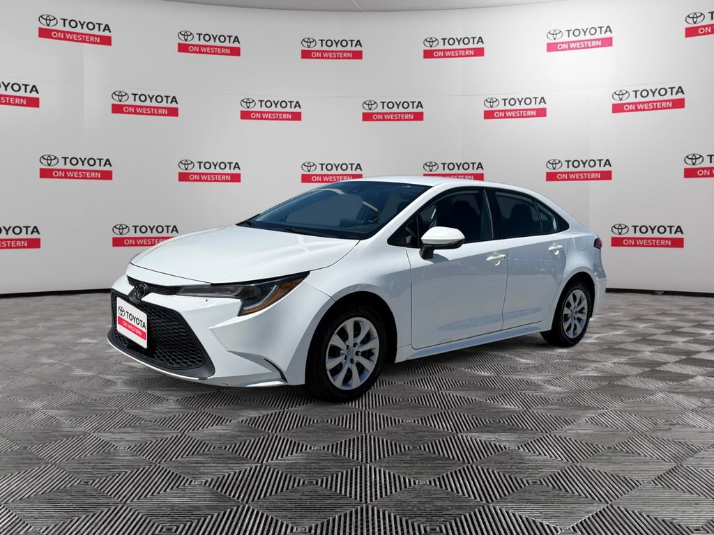 Used 2022 Toyota Corolla LE image 7