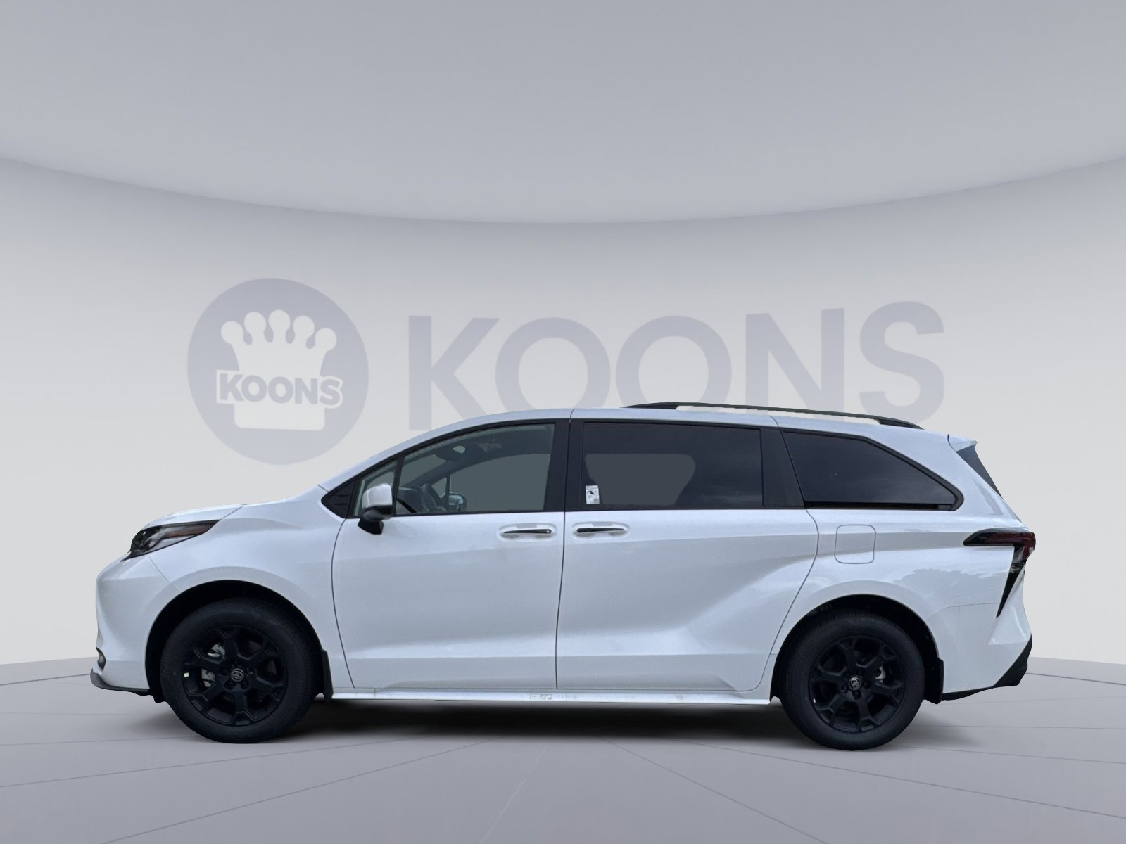 New 2026 Toyota Sienna XLE Woodland Edition AWD/4WD image 13