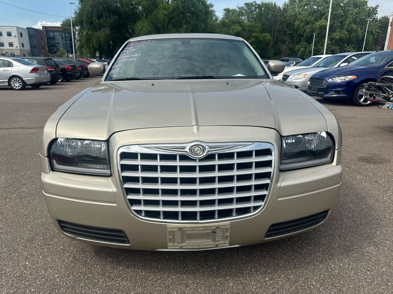 Used 2006 Chrysler 300 RWD image 2