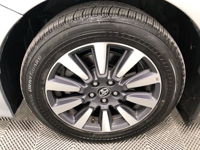 Used 2019 Toyota Sienna Limited Premium AWD/4WD image 29