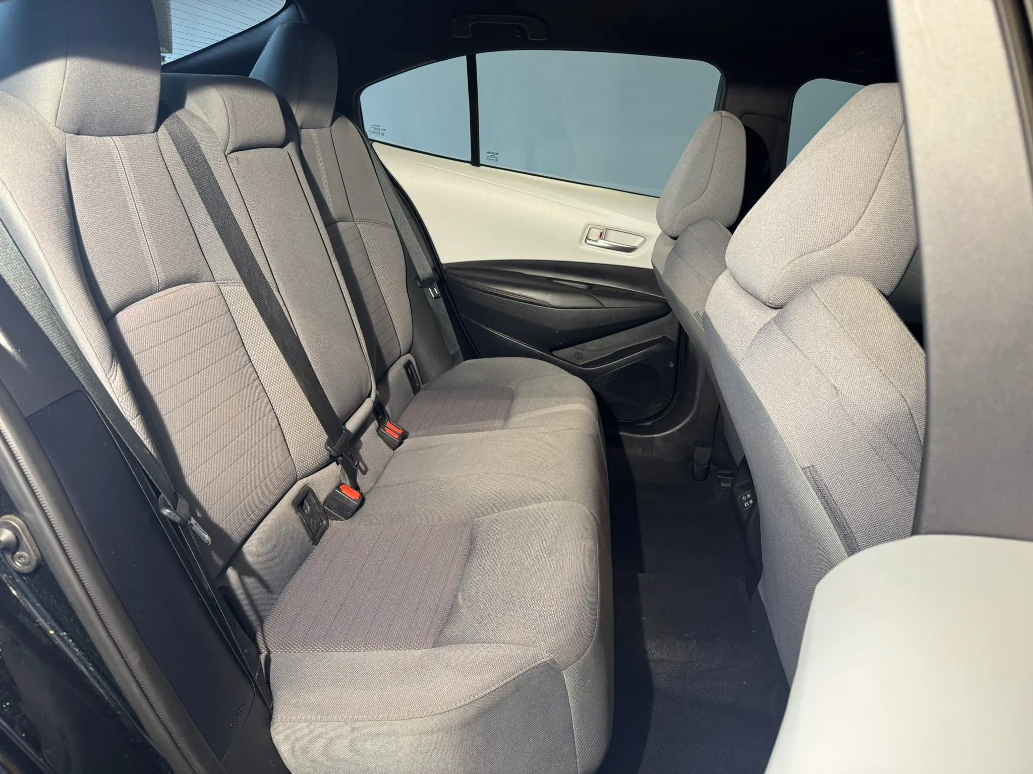 Used 2025 Toyota Corolla SE image 23