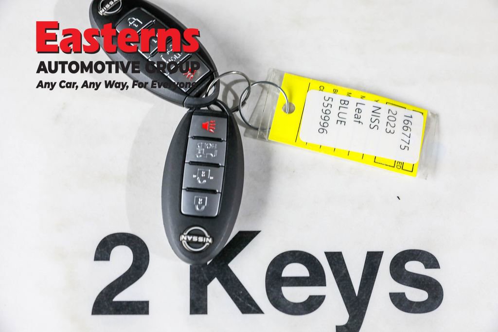 Used 2023 Nissan Leaf S image 23