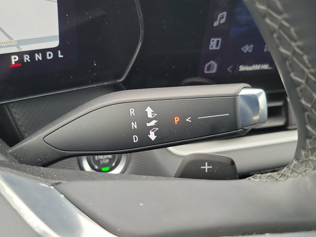 Used 2025 Chevrolet Equinox LT AWD/4WD image 21
