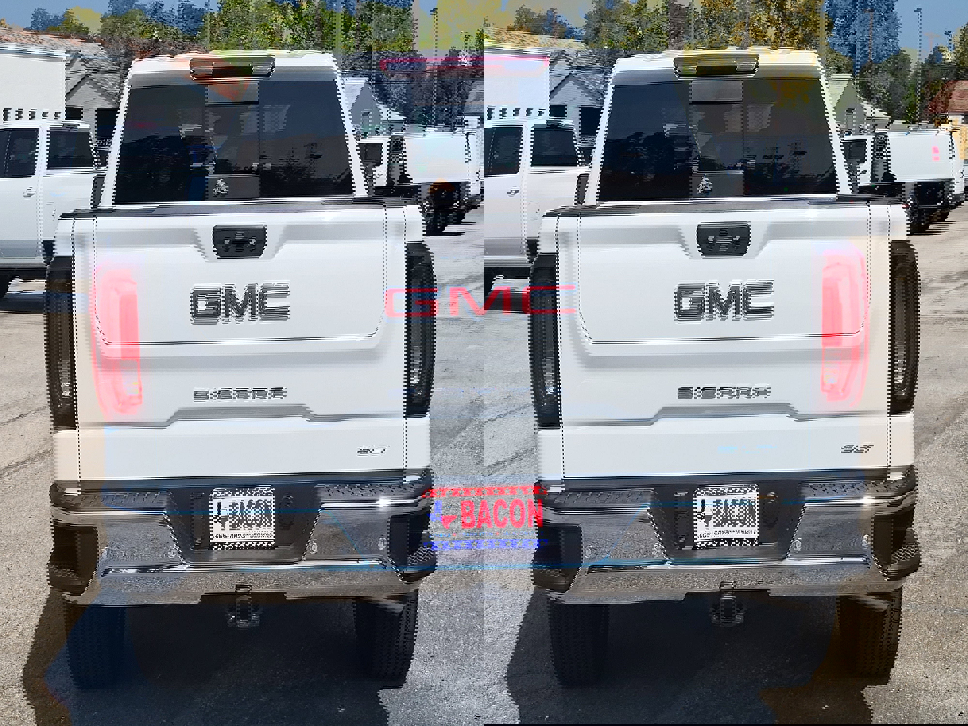 New 2026 GMC Sierra 1500 SLT image 4