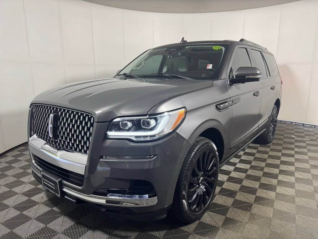 Certified 2023 Lincoln Navigator Black Label AWD/4WD image 1