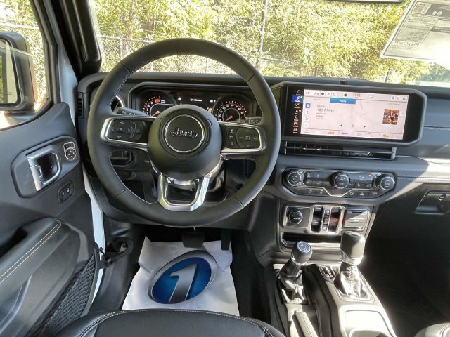 New 2027 Jeep Wrangler Unlimited Sahara AWD/4WD image 13